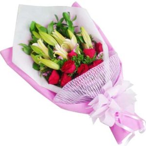 Precious Pink at Holland Flowers Dubai, Send Flowers to Dubai UAE Flowers