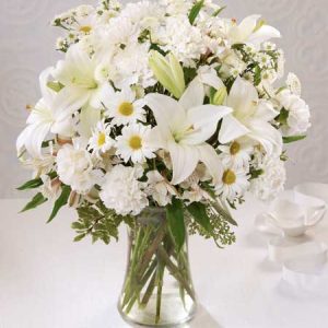 Fantasy of  White GW at Holland Flowers Dubai, Send Flowers to Dubai UAE Flowers